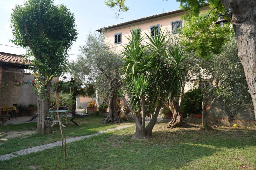 La Convenienza Bed & Breakfast Uliveto Terme Luaran gambar