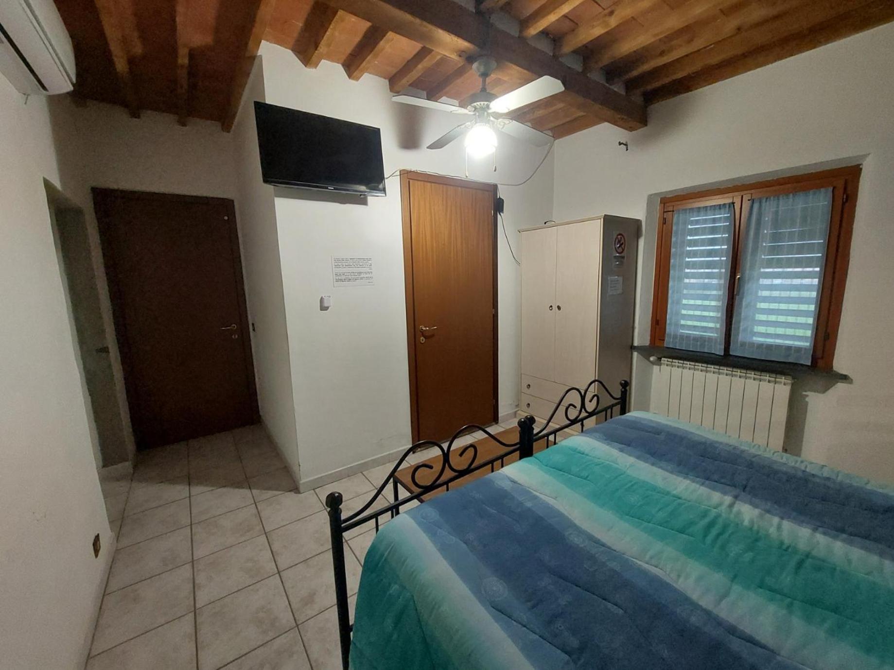 La Convenienza Bed & Breakfast Uliveto Terme Luaran gambar