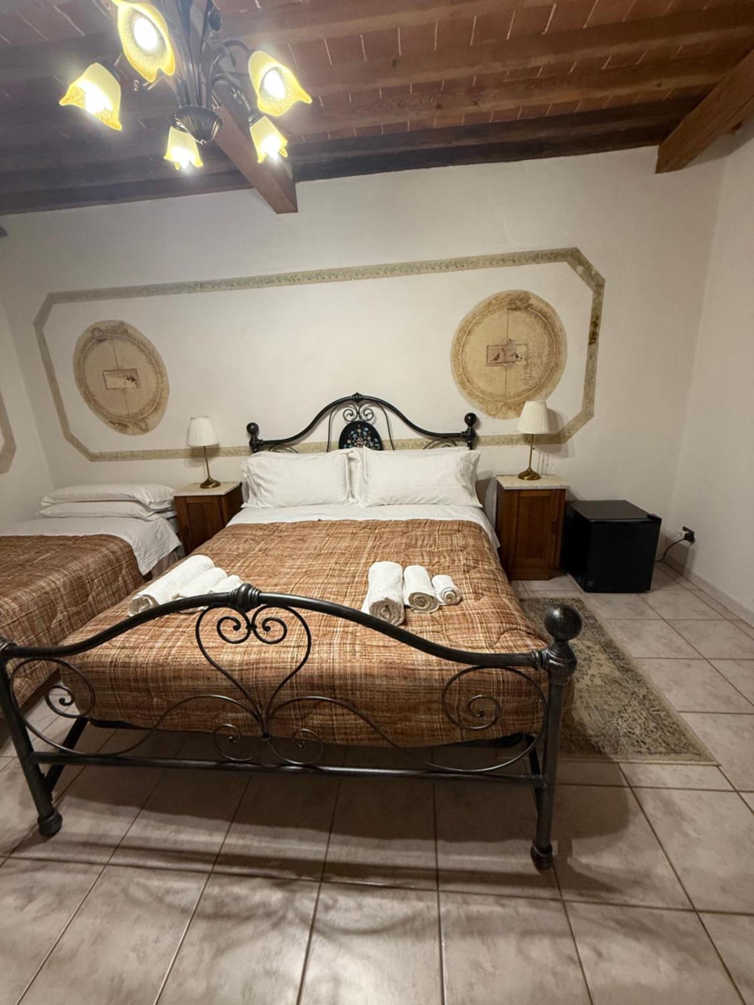 La Convenienza Bed & Breakfast Uliveto Terme Luaran gambar